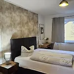 Gaestehaus Koelnische Strasse Altbau * Kassel