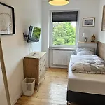Gaestehaus Koelnische Strasse Altbau *