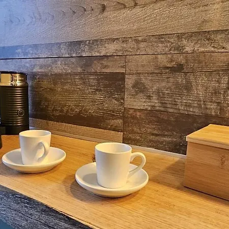 Stylischer Altbau Im Herzen Von