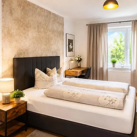 Gaestehaus Koelnische Strasse Altbau Dom wakacyjny *