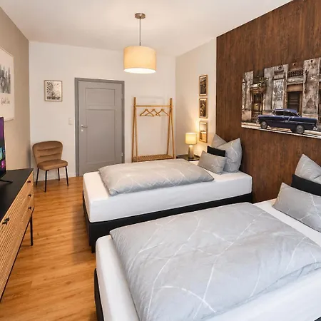 Gaestehaus Koelnische Strasse Altbau Dom wakacyjny *
